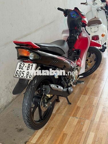 Yaz Đỏ đen mới 99% ngoại hình đẹp keng máy móc Ok