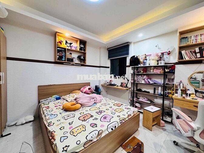 Chủ giảm sâu 500Tr Căn nhà nằm trong con hẻm dân trí sang trọng xe h