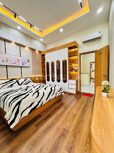 ⭐️Nhà DT:4x15m tuyệt đẹp Cao cấp hẻm Nguyễn Văn Khối, P11