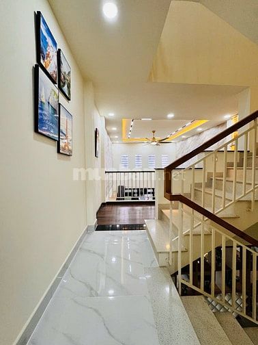 ⭐️Nhà DT:4x15m tuyệt đẹp Cao cấp hẻm Nguyễn Văn Khối, P11
