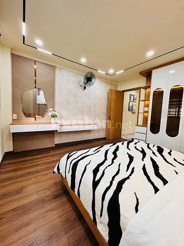 ⭐️Nhà DT:4x15m tuyệt đẹp Cao cấp hẻm Nguyễn Văn Khối, P11