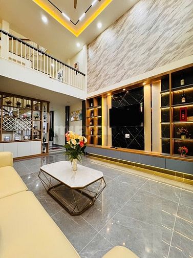 ⭐️Nhà DT:4x15m tuyệt đẹp Cao cấp hẻm Nguyễn Văn Khối, P11