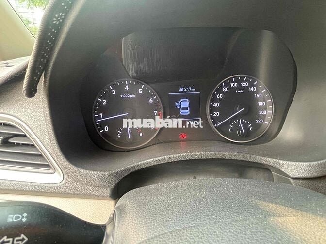 Hyundai Accent 2019 Full Option Vàng cát