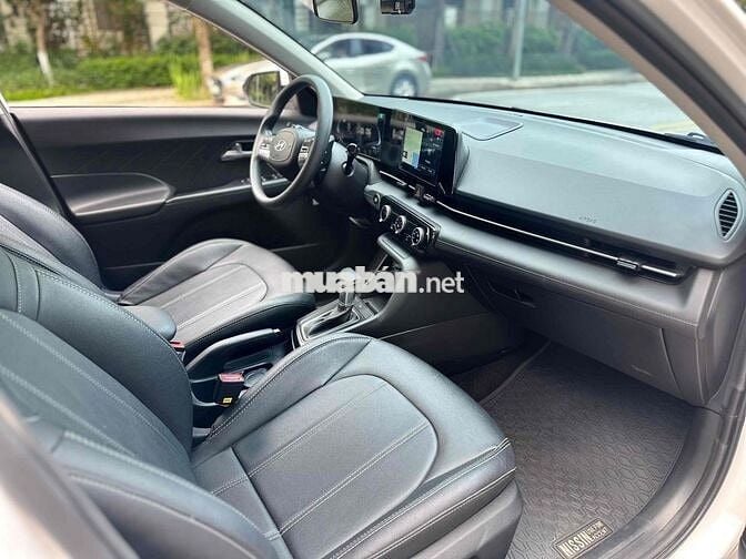 Hyundai Accent 2025 1.5AT Tiêu chuẩn Trắng 13000Km