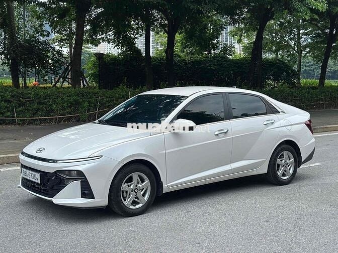 Hyundai Accent 2025 1.5AT Tiêu chuẩn Trắng 13000Km