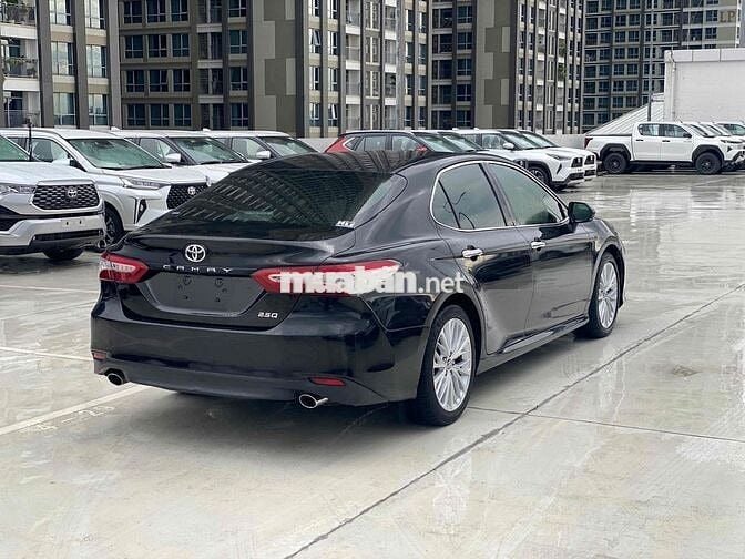 Toyota Camry 2.5Q 2020 Đen 60.000km