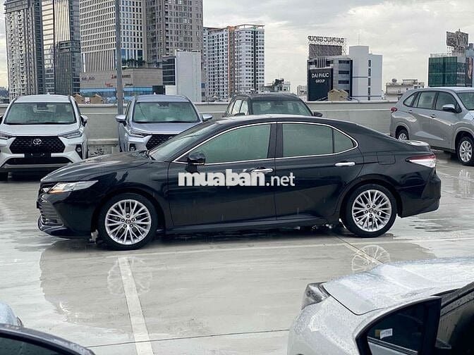 Toyota Camry 2.5Q 2020 Đen 60.000km