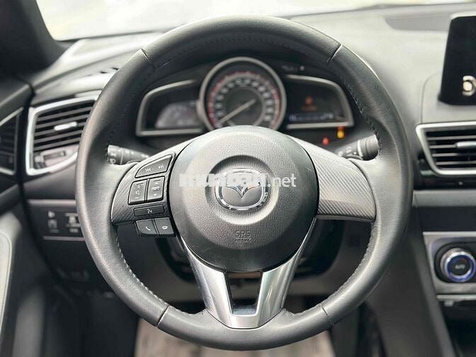 Mazda Mazda 3 2016 1.5AT Sedan Trắng 80000 km