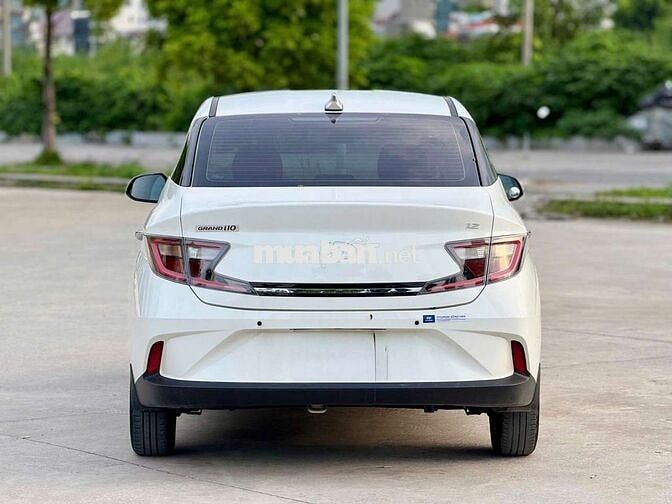 Hyundai I10 1.2AT 2024 30000 km Trắng Tự động