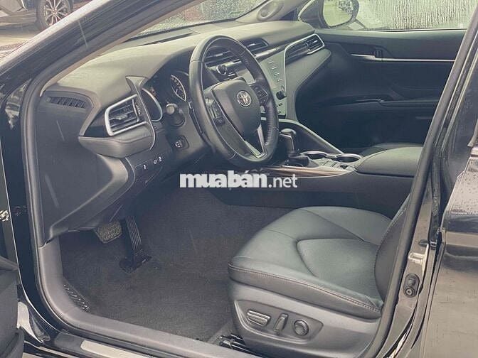 Toyota Camry 2.5Q 2020 Đen 60.000km