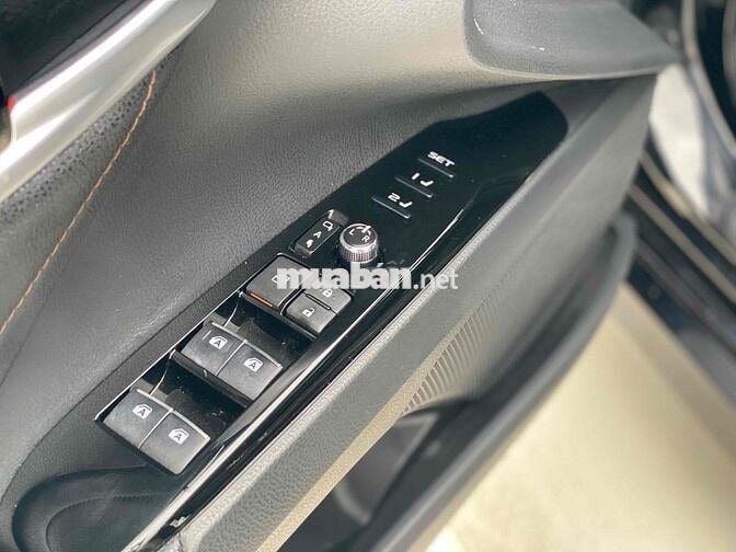 Toyota Camry 2.5Q 2020 Đen 60.000km