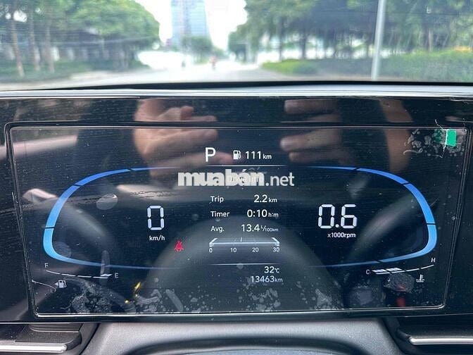 Hyundai Accent 2025 1.5AT Tiêu chuẩn Trắng 13000Km