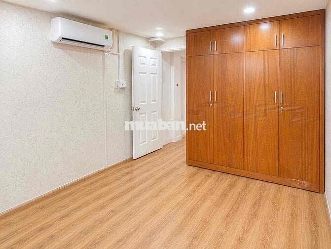 🏡 Cho thuê nhà nguyên căn - hẻm xe hơi Bến Vân Đồn Q4