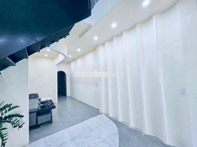 CHO THUÊ NHÀ 4 TẦNG MẶT TIỀN ĐƯỜNG HÀM NGHI NGANG 4m5