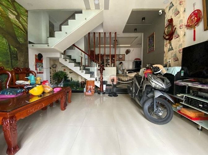 Bán nhà 3 tầng hẻm xe hơi Nguyễn Văn Quá Quận 12 - 4PN - Sổ hồng riêng
