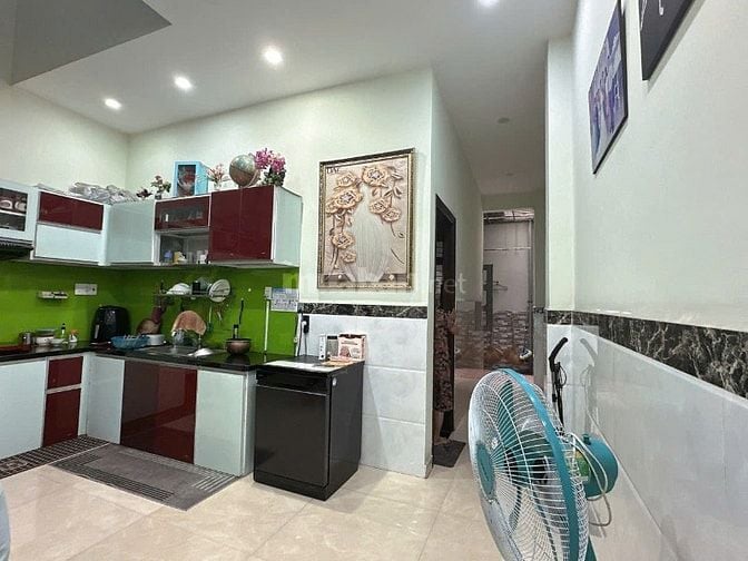 GIẢM 3 TỶ MTKD Lê Đức Thọ ngang 5.2m 124m2 4 lầu ngay chợ 17 tỷ hơn