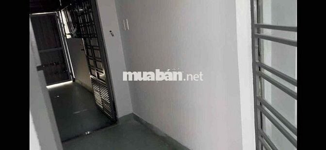Cho thuê nhà Mặt tiền Bà Điểm, đường nhựa xe tải lưu thông