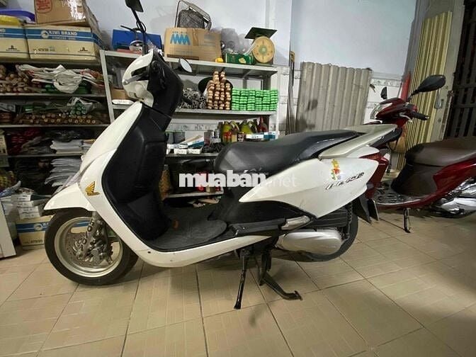 Honda Lead 2012 Trắng Việt Nam