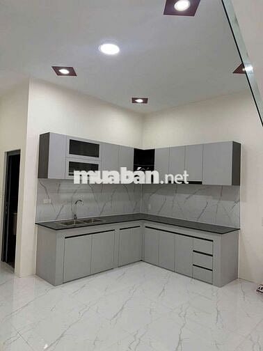 Cho thuê nhà lầu 3PN full nội thất kcn nam tân uyên bình dương 