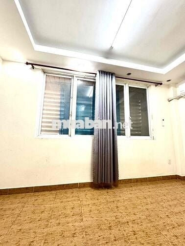 PHÒNG CHO THUÊ SÁT SÂN BAY TSN - CV GIA ĐỊNH