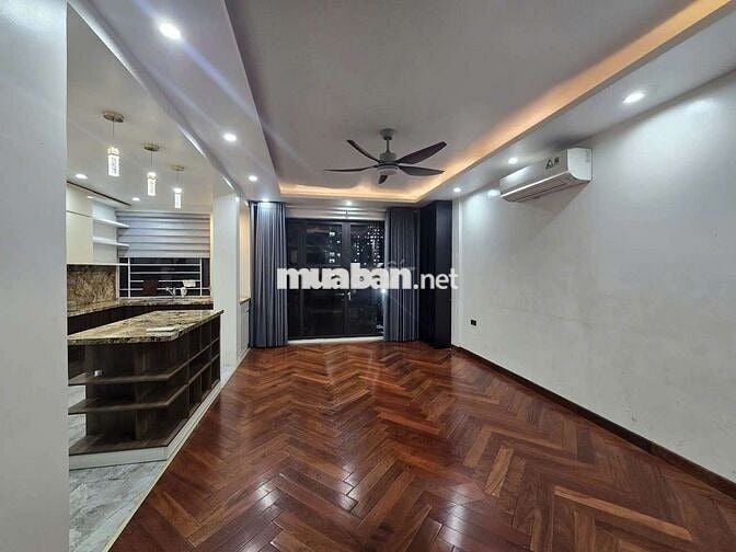 Cho Thuê Nhà Vườn 120M 5 Tầng Thang Máy Full Đồ - 79 Ngọc Hồi RoseTown