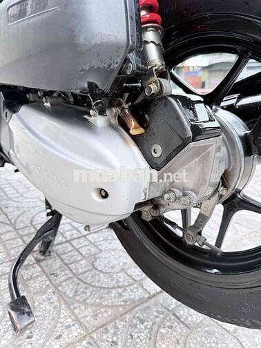 Honda SH Mode 2017 B64 9c sang tên thêm phí