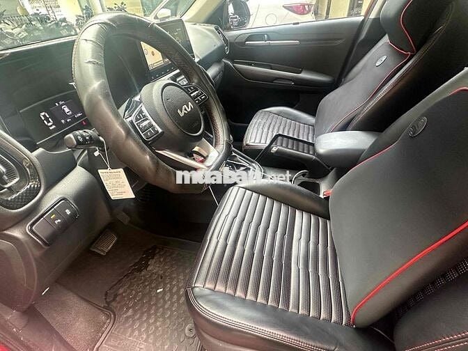 Kia Sonet Premium 5 chỗ màu Đỏ