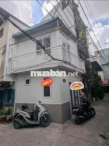 2.4TY có nhà Huỳnh văn bánh 2 tầng sổ nở hậu hẻm xe hơi