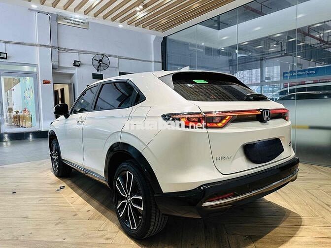 ❌Honda HR-V RS e:HEV Trắng Hybrid 3.000 km❌