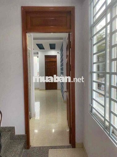 nhà 3 tấng 4pn 3wc hẻm xe tải thông phù hợp ở và làm vp cty..