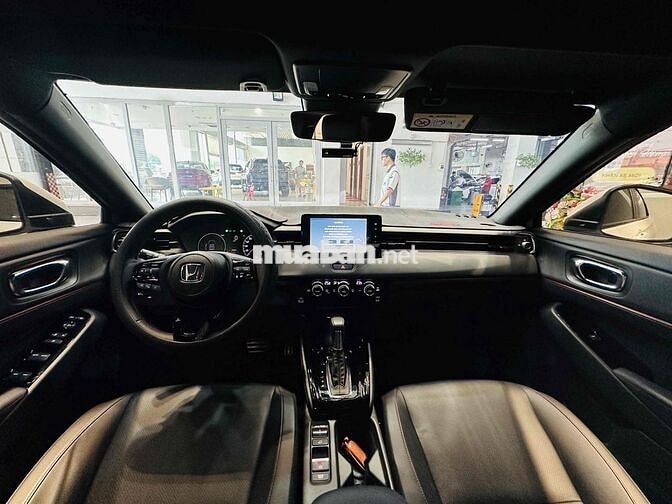 ❌Honda HR-V RS e:HEV Trắng Hybrid 3.000 km❌