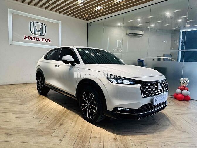 ❌Honda HR-V RS e:HEV Trắng Hybrid 3.000 km❌