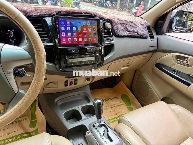 Toyota Fortuner 2012 Bạc Tự động 71.000 km