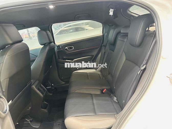 ❌Honda HR-V RS e:HEV Trắng Hybrid 3.000 km❌
