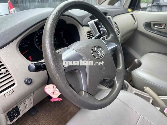 Toyota Innova E 2015 Số sàn Bạc 165 k xe zin