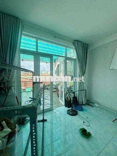 Nhà nguyễn căn hxh Dương Quảng Hàm, f5, Gv. Mở cty, Spa..