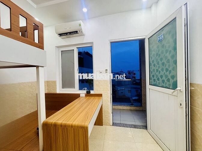 Phòng trọ Ban công thoáng mát Ung Văn Khiêm XVNT
