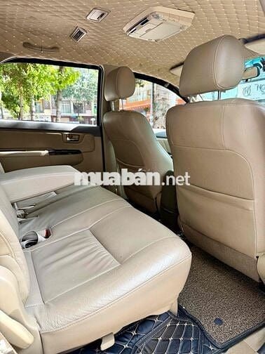 Toyota Fortuner 2012 Bạc Tự động 71.000 km
