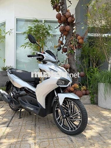 Honda Air Blade 150 ABS 2021 Bạc 8000  km