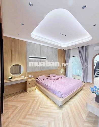 Cho thuê nhà 3 tầng 3pn/4wc hoà xuân sát chú ếch con