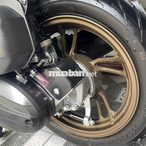 Vario 125/2025 xanh nhám(bỏ mẫu), lướt mới, 9 chủ
