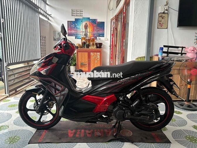 Yamaha Novo 5 Fi Tự động Đỏ đen