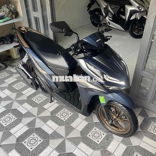 Vario 125/2025 xanh nhám(bỏ mẫu), lướt mới, 9 chủ