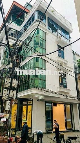 Cần gấp bán nhà 4 tầng, mặt tiền rộng 10m, phố Thụy Khuê