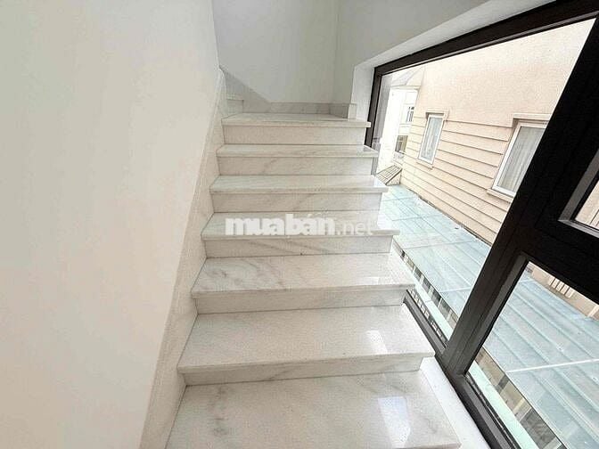 CHO THUÊ BIỆT THỰ HIM LAM QUẬN 7, 10X20M HẦM 4 LẦU THANG MÁY 90 TRIỆU