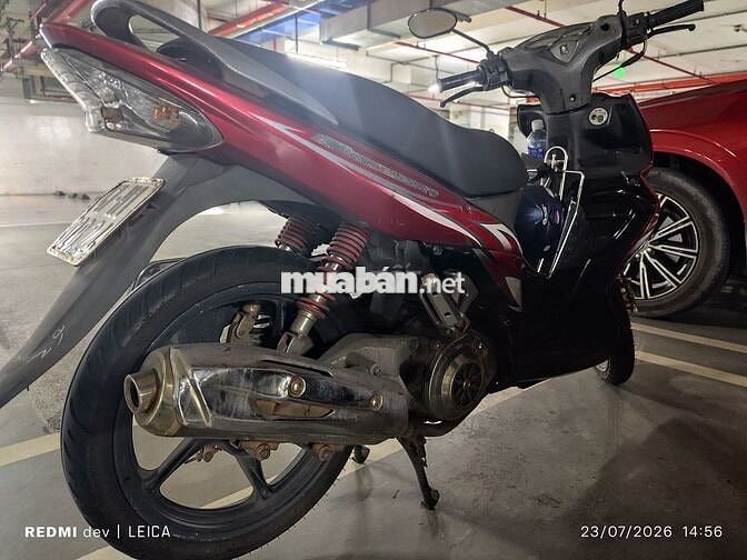 Suzuki Hayate Tự động màu Đỏ