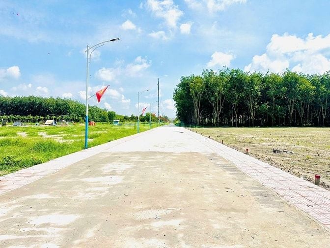 Đất liền kề KDL Hoa Việt, cạnh KCN Minh Hưng Chơn Thành