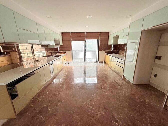 CHO THUÊ BIỆT THỰ HIM LAM QUẬN 7, 10X20M HẦM 4 LẦU THANG MÁY 90 TRIỆU