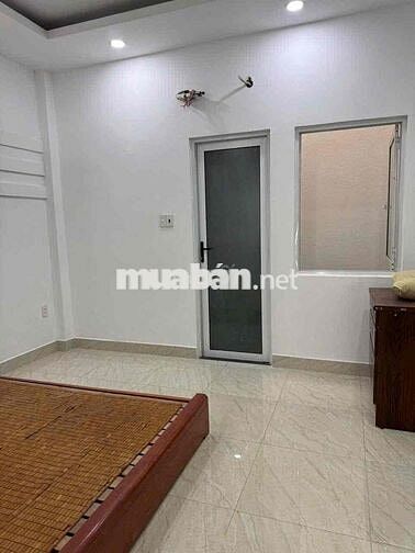 cho thuê nhà  đường số 28 p6 ( 4x18) lửng , 3 lầu , 4pn , 5wc