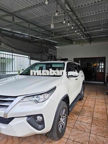 Toyota Fortuner 2017 Trắng Diesel